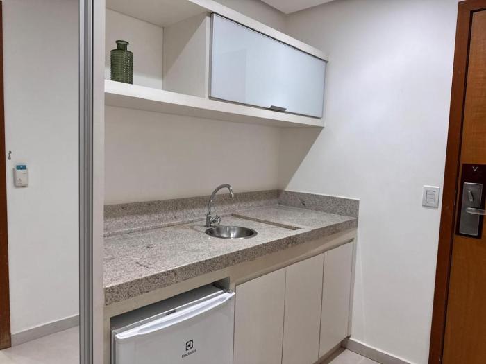 Apartamento Flat com Cozinha completa e sacada