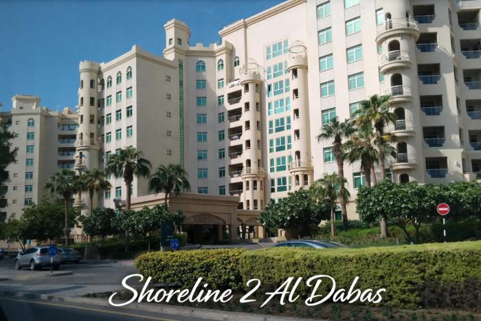 Bright 2 Bedroom Apartment, Beach & Pool Access