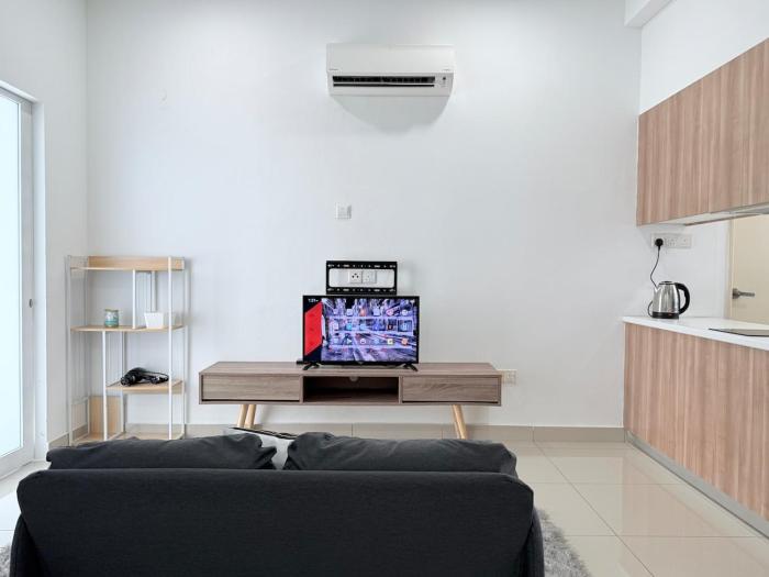 39# Natural Glow, Private Corner Lot, Near IKEA AEON TOPPEN