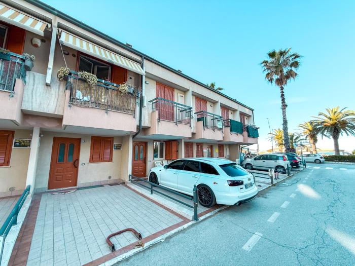 Lussemburgo Apartment, 1 fila mare Rif A688