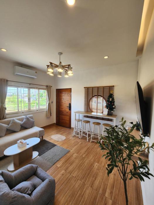 19 House