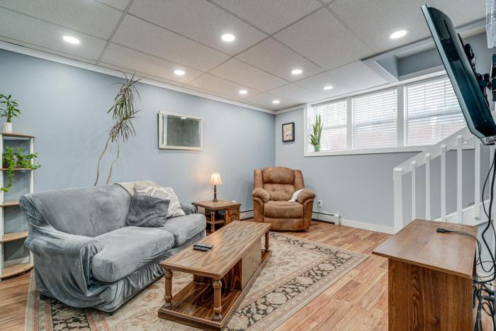 Downtown Casper Gem! Super Walkable Apartment