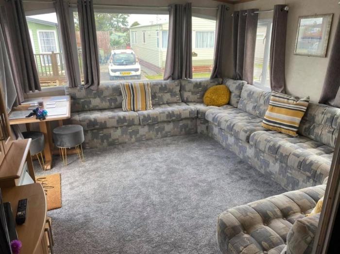 Spacious Caravan Morecambe Parkdean caravan Park