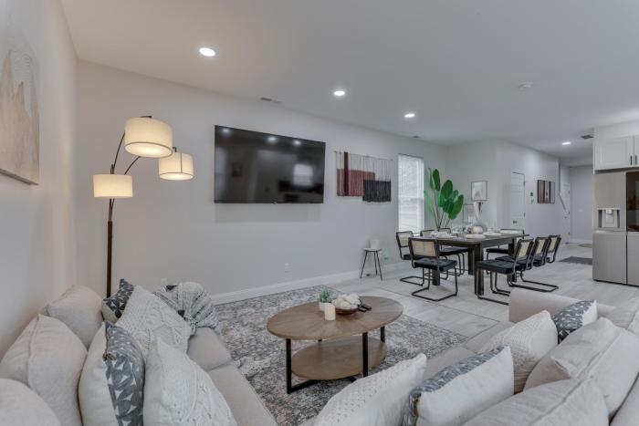 Indy Getaway with Game Rooms and Big Deck