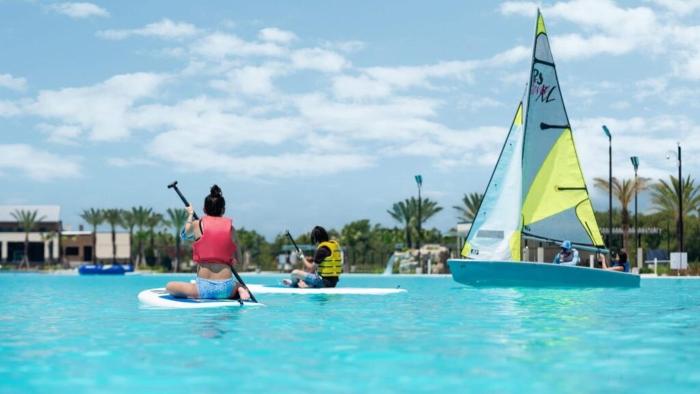 Oceanfront apartment with terrace in playas