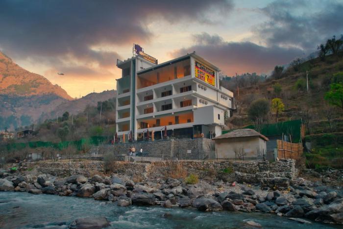 Echor Palm Bliss Resort & Spa, Kasol