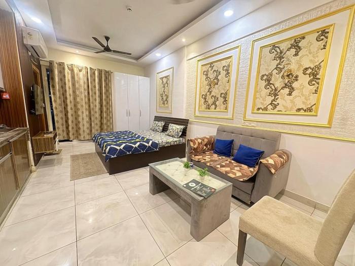 Apartment in Noida
