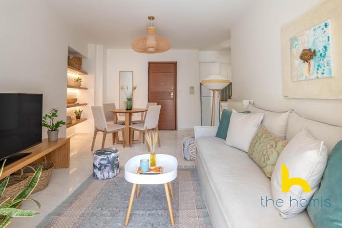 Modern Sunny Apt Whirlpool & Parking & 5 min Acropolis