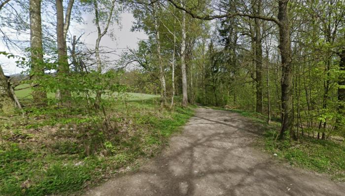 Kousek země pro tvůj stan