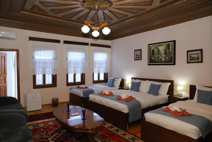 Xhulio Castle Walk Guesthouse