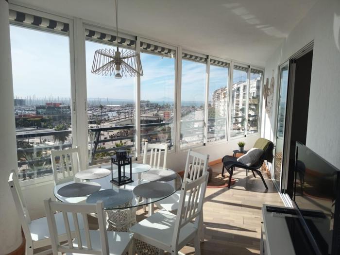 Puerto Limon Frente al mar