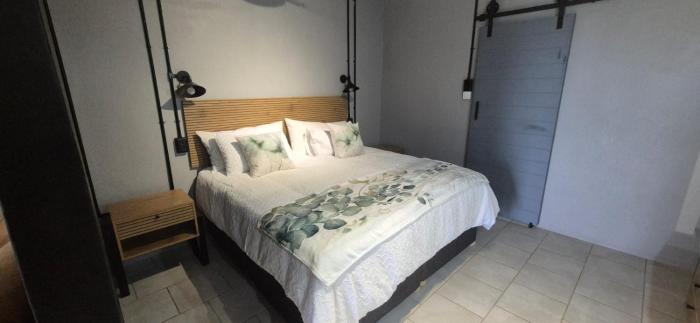 Whispering Creek Mountain Lodge