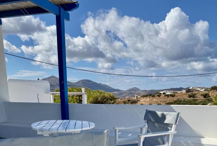 Peaceful Cycladic Studio with Large Terrace & View