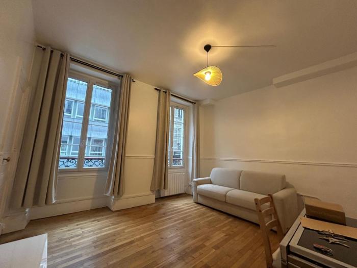 Bright 1BR Opera & Grands Boulevards
