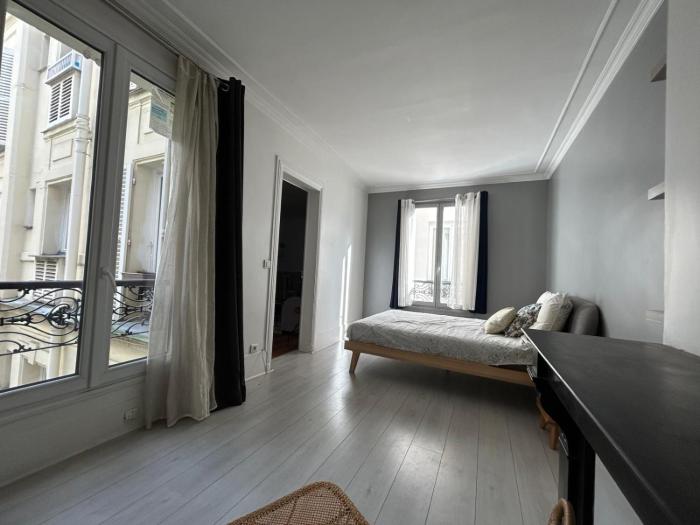 Village Vibes in Paris Martyrs