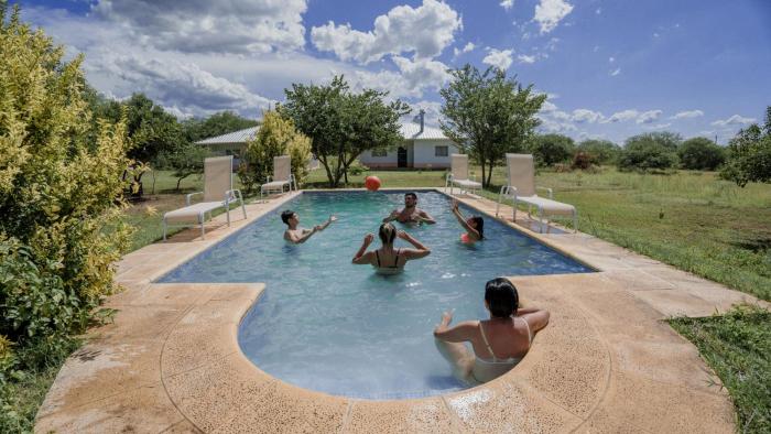 Las Moras Del Manantial