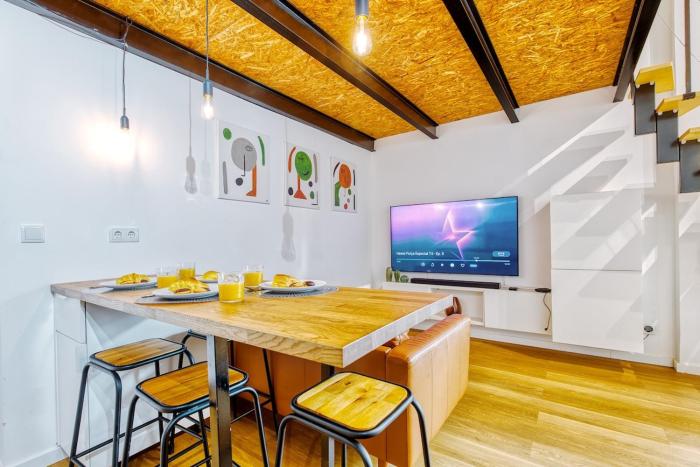 Vita Portucale ! Ajuda Mezzanine