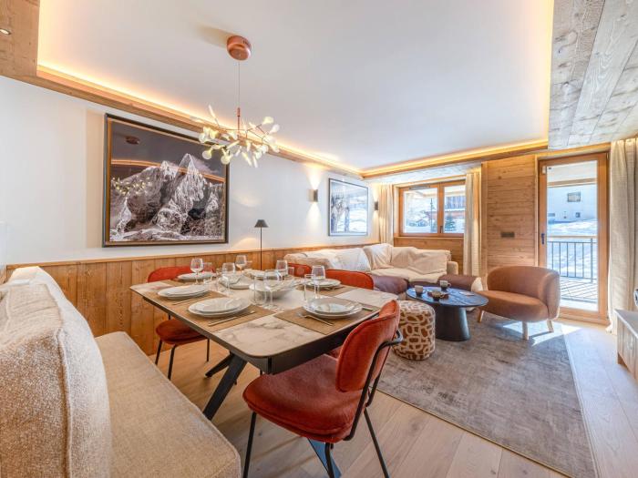 Appartement standing avec cheminée, terrasse et accès détente - FR-1-694-444