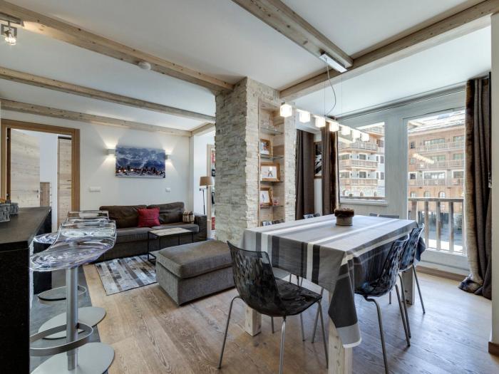 Appartement rénové au pied des pistes avec parking à Val dIsère - FR-1-862-38