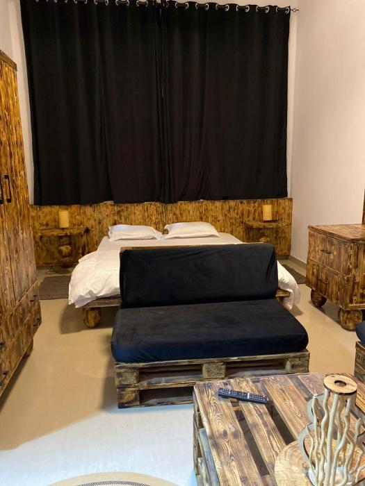 Black Moon Studio jimi