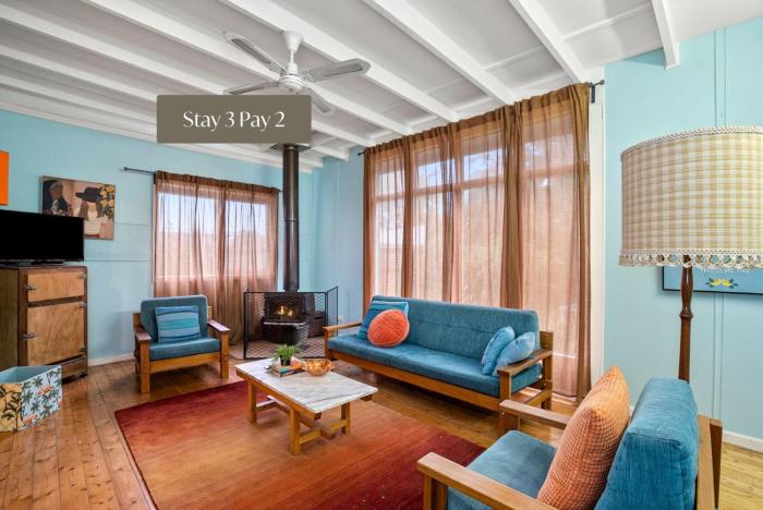 Retro Beach Babe 100 metres to the beach