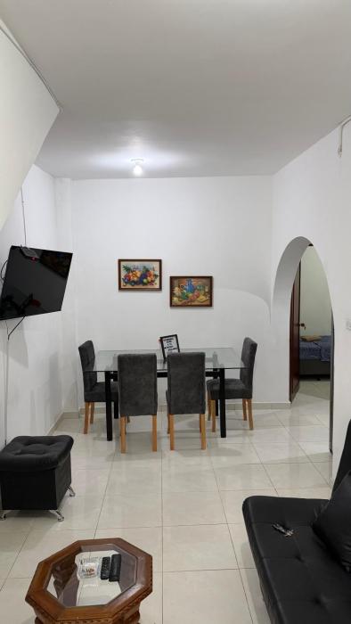 Acogedora casa cerca al estadio barrio Laureles la América