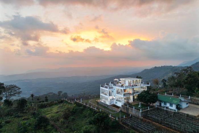 Villa Rosaria - Framed by Nature, Finished with Luxury