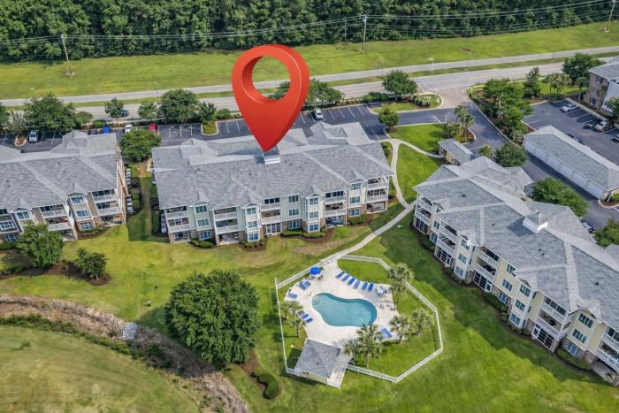 Pool view Magnolia Pointe Condo Near Beach