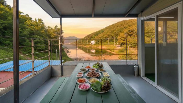 Cheongdo Ellago Poolvilla Pension