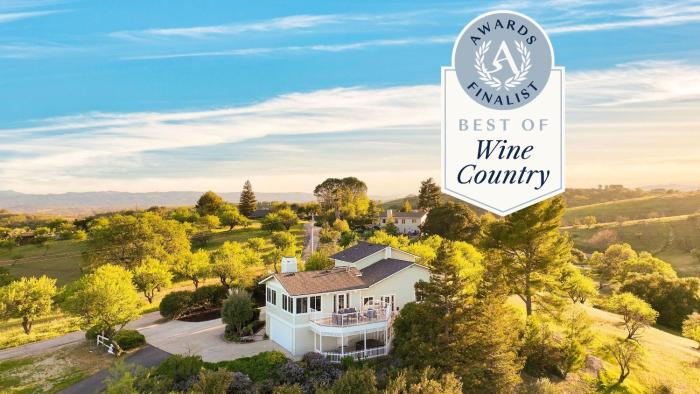 Stunning Escape • Hot Tub Panoramic View Prime Location Hilltop by AvantStay