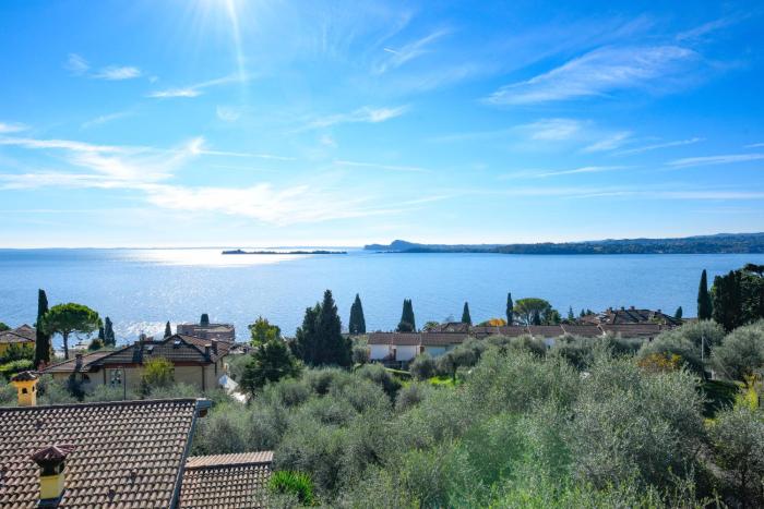 Villa Loredana - proprietà esclusiva con piscina privata e vista panoramica