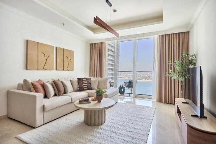 Frank Porter - Palace Beach Residence, Emaar Beachfront