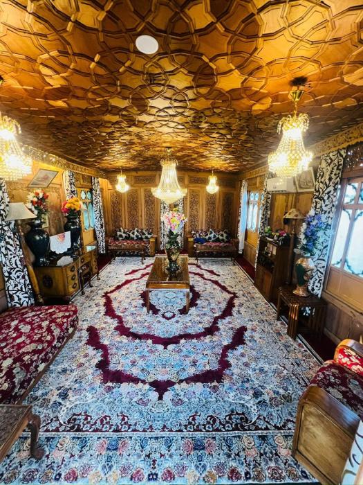 Dal lake group of houseboats