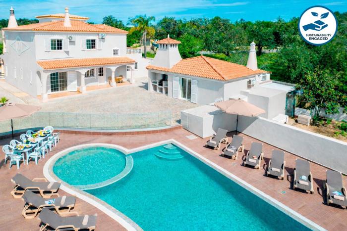 Villa Dubai by Algarve Vacation