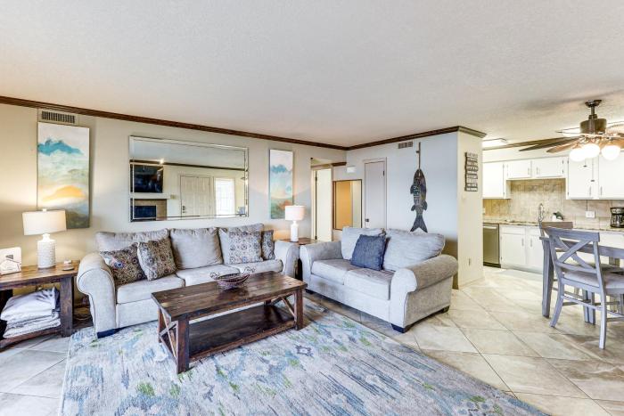 Hot Springs Condo on Lake Hamilton w Balcony!