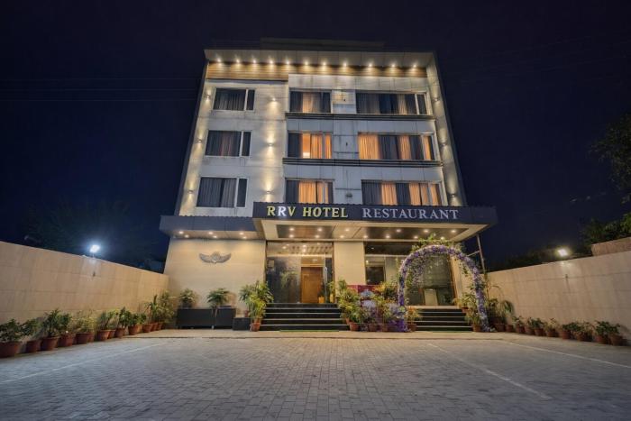 Hotel RRV with Free Parking