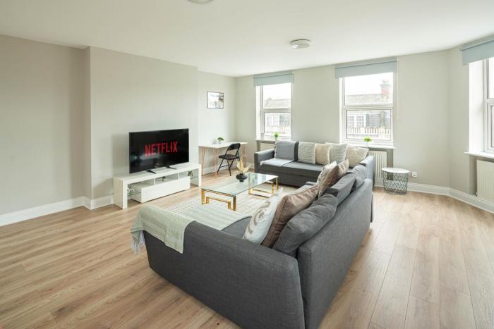 Huge Modern 3 Bed Flat Central For Sightseeing