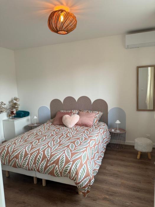 Charmant cocon climatisé avec terrasse et Parking Privé - Disneyland à 10 min