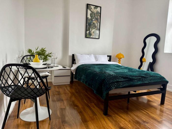 City Apartments Modern Ensuite Studios