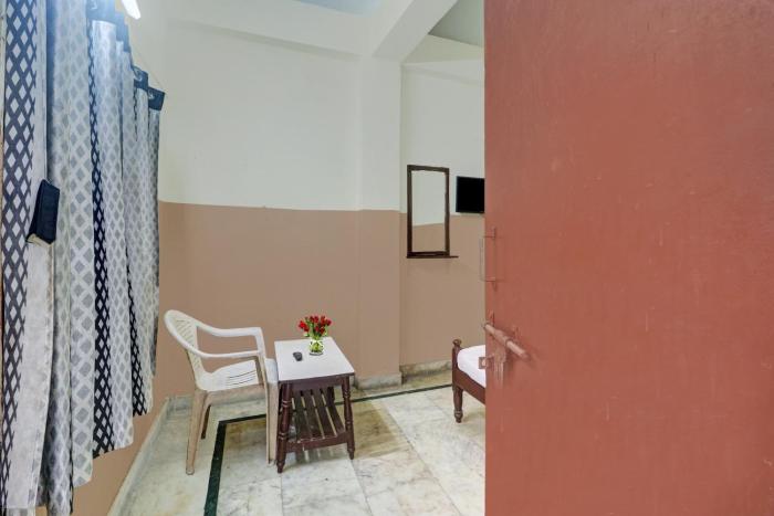 SPOT ON Sri Sai Lohith Lodge Near Secunderabad Railway Station