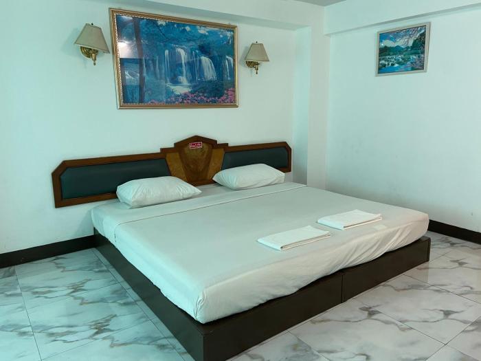 โรงแรมโกลเด้นแกรนด์ พิษณุโลก