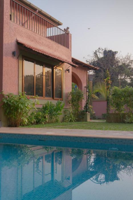 Flor De Lis - 4 BHK Villa with Pool, parking Anjuna