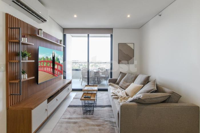 Modern 1-Bedroom Apartment in Prime Location