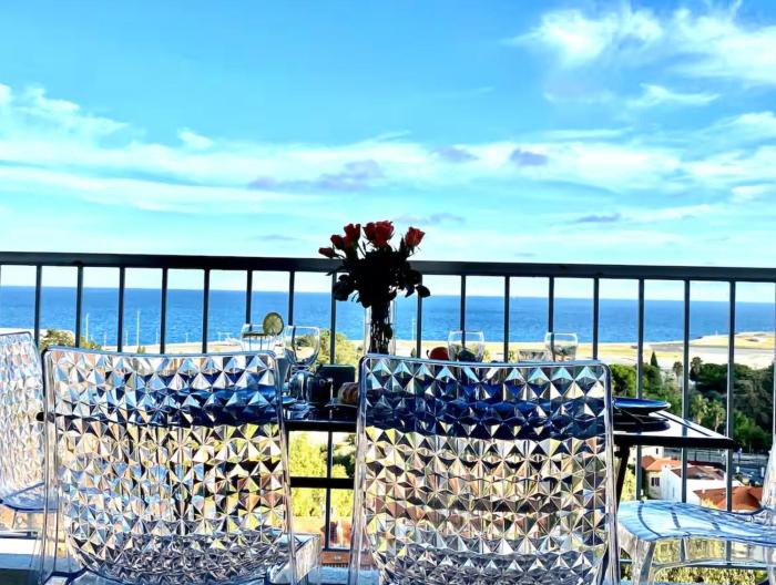 Vue Mer Panoramique - Terrasse - Climatisation - 2 Bedrooms - Wifi - Cuisine - Tramway