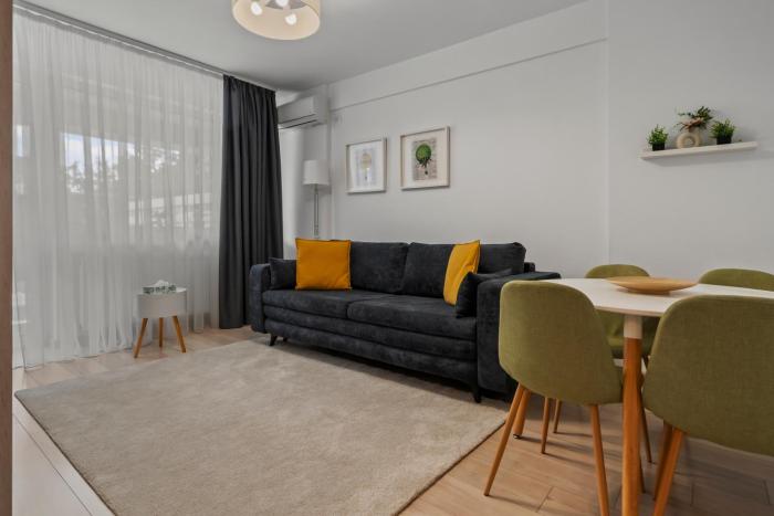 Amazing Apartament with Garden Bucharest Airport Self check-in!!