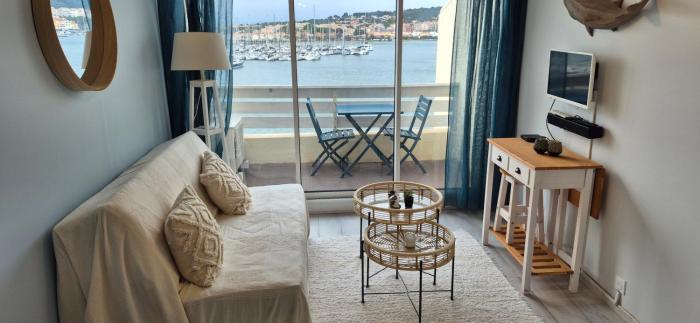 Petit cocon climatisé, vue mer et wifi