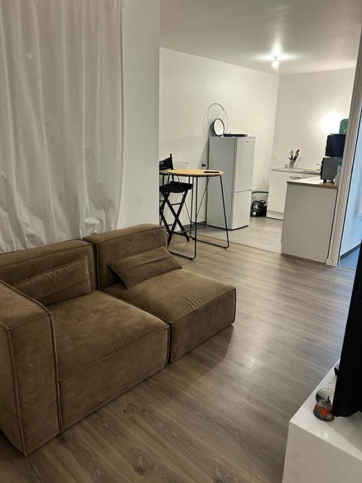 Fully equipped apartment - 1 Paris Station