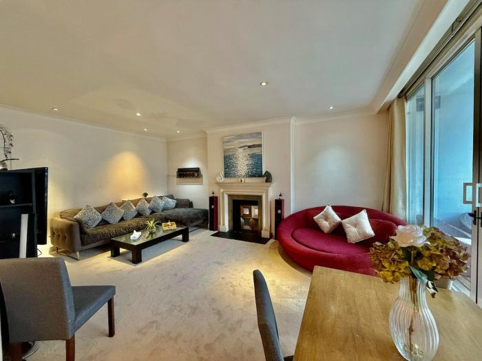 Luxury stay in Knightsbridge London