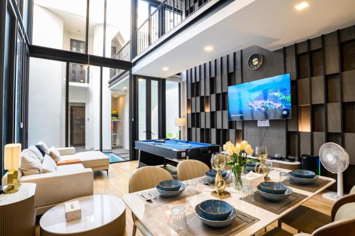 Modern 4BR Pool Villa in Good Location (PI4)