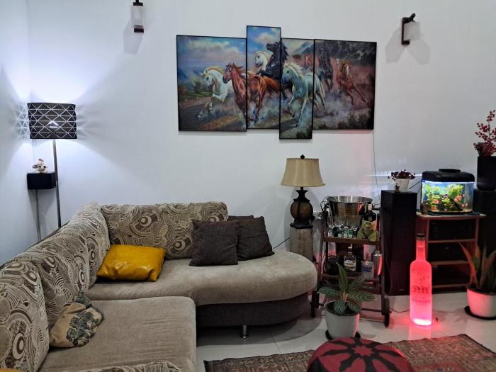 Vibes Home Stay